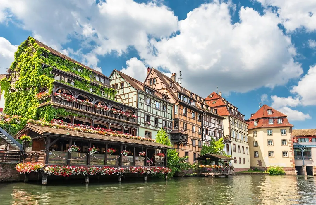 Cerise Strasbourg Appart Hotel-1